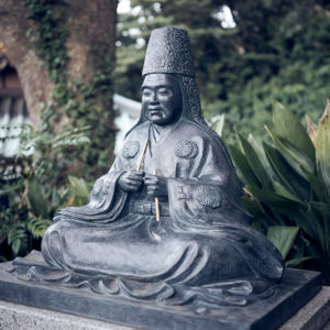 江ノ島 35mm f/2 1/60sec ISO-100