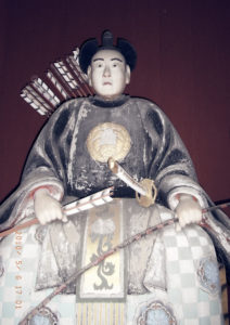 青森 岩木山神社 5mm f/3.3 1/32sec ISO-161