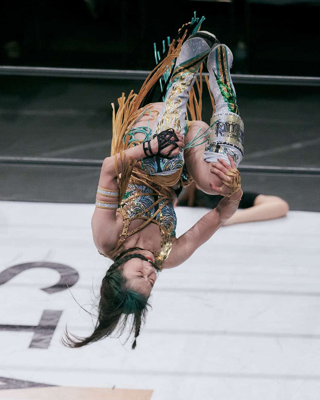 1/1000 宙返り(スターダム)