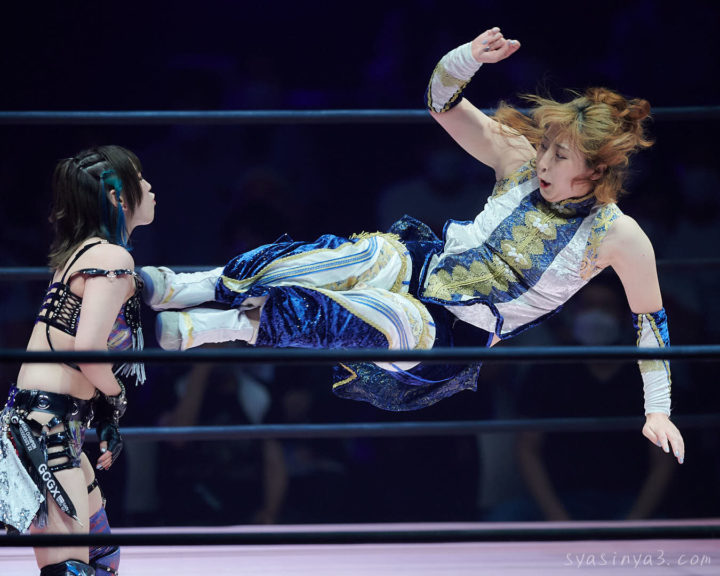 のドロップキック