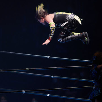 ダイビングボディアタック