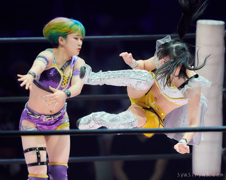 のドロップキック